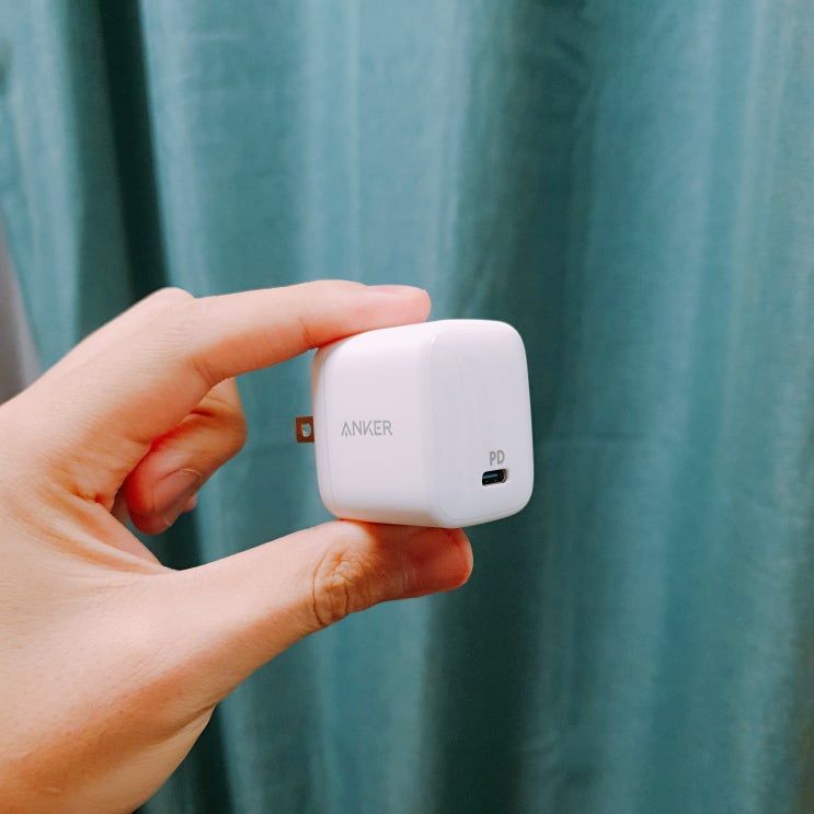  이렇게 작은데 30W PD 충전이 된다고? 세계에서 가장 작은 PD 충전기, 앤커 파워포트 아톰 PD1 (ANKER PowerPort Atom PD1)