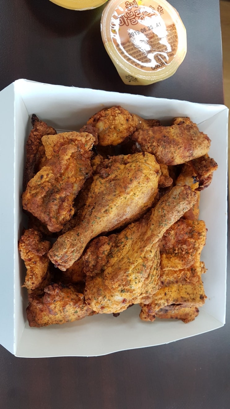  굽네치킨 세가지맛 전격비교! 굽네치킨맛추천 굽네고추바사삭 갈비천왕 허니머스타드