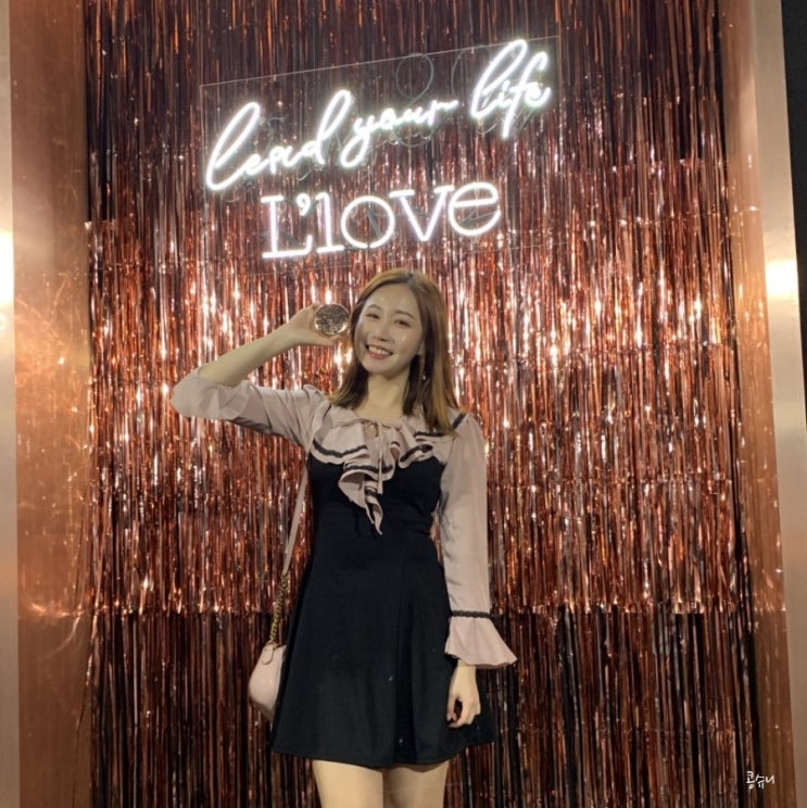  Llove 엘러브 런칭행사에서 흔들어쓰는 오션웨이브 루미너스팩트 밀크래스팅선쿠션도 만나고 김서형 오나라씨도 봤어요
