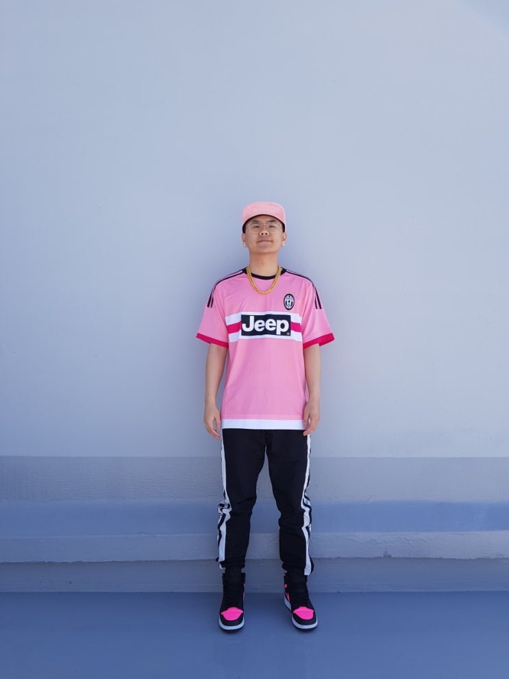  데일리룩 #120 봄데일리룩 남자스트릿룩 슈프림캠프캡 유벤투스유니폼 조던1발렌타인