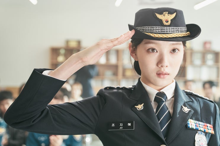  상큼 발랄 이성경, 정의감 불타는 강력반 꼴통 형사로 파격 변신!