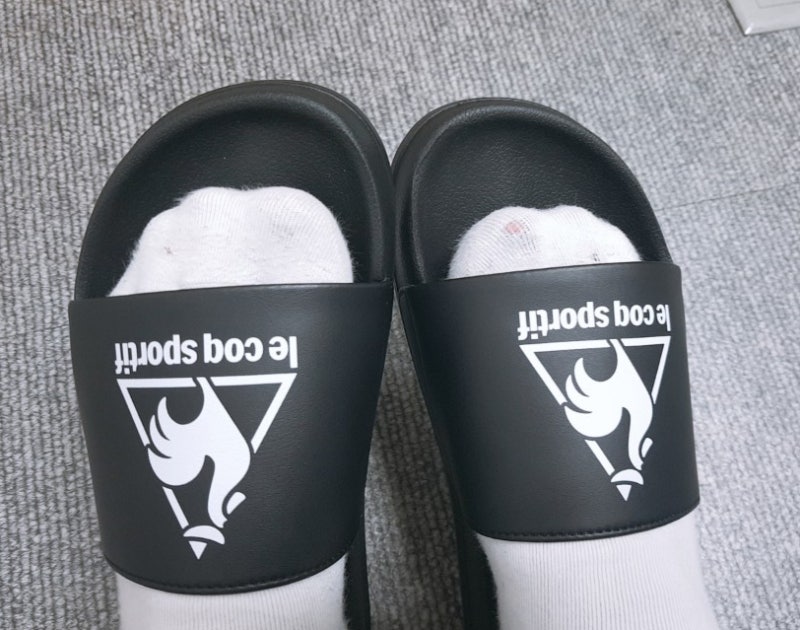 르꼬끄 슬리퍼 무디 화이트/블랙 고민끝 가격득템!
