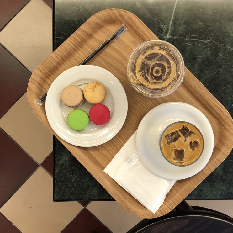  가로수길 카페 :: 신사동 듀자미 Deux amis 수요미식회 디저트 맛집!