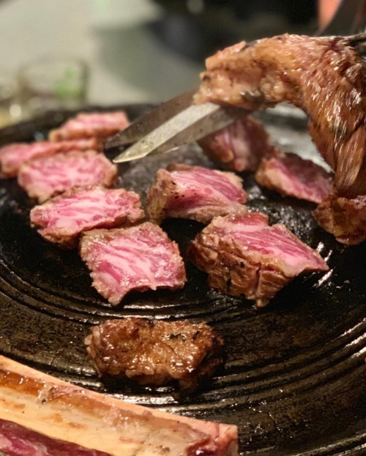  삼각지 몽탄 짚불 삼겹살/우대갈비