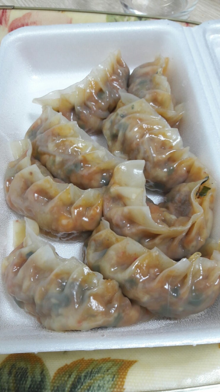  성대 전통시장 먹거리- 원조명성족발집 닭발&백남옥 손만두    ~냠냠탁