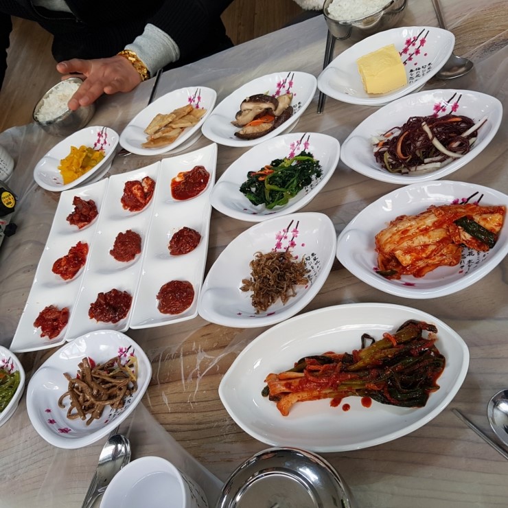  곰소항맛집 젓갈백반이맛있는 동태마을 ~ 인생맛집발견 !