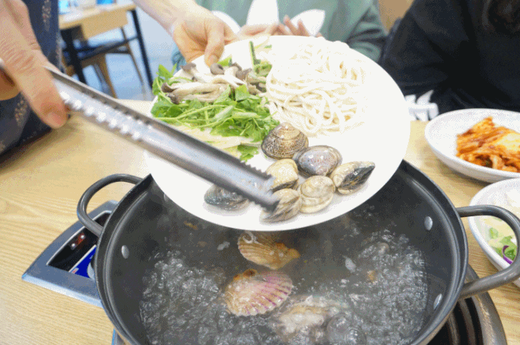 송도유원지맛집 쌍둥이네 해물식당 꼬막비빔밥과 전복칼국수