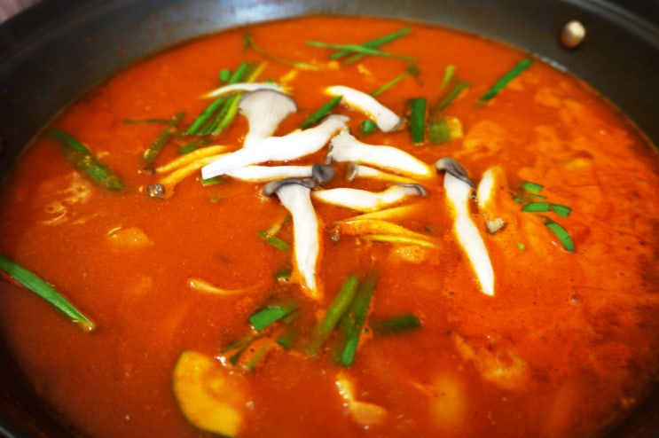  충남 대덕동 삼계탕 맛집 송화삼계탕에서 신메뉴 얼큰닭수제비 먹은 솔직후기
