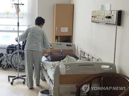 논란 속 치매보험…가입해도 괜찮을까 논란 속 치매보험…가입해도 괜찮을까