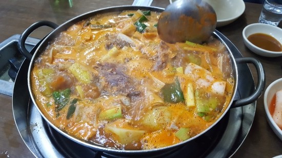 50년 전통의 수유역 수유감자탕 50년 전통의 수유역 수유감자탕