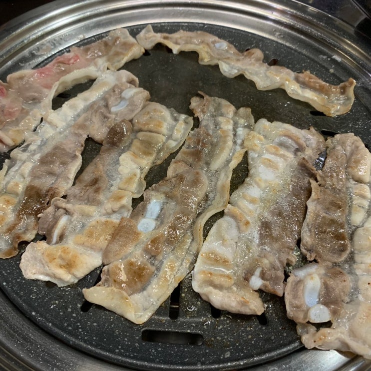  대패삼겹살과 송이닭발이 맛있는 역북동 꼬꼬C 참숯불 닭갈비 & 부속고기 용인 역북점