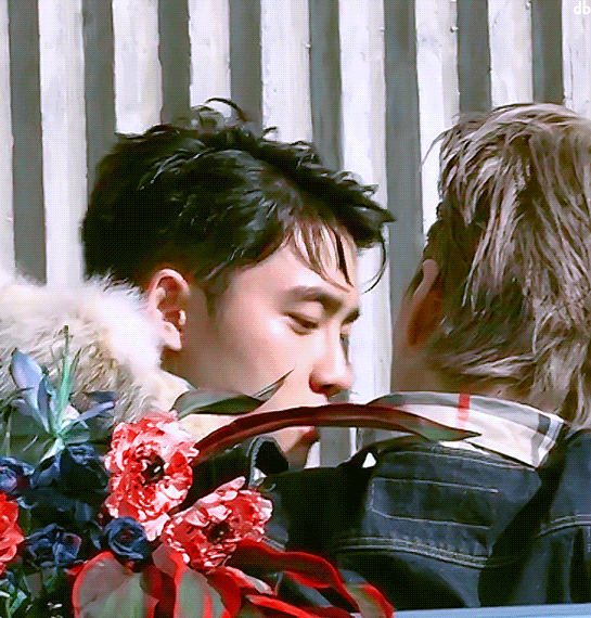  [ 엑소 빙의글 ] 도경수는 널 좋아하니까.