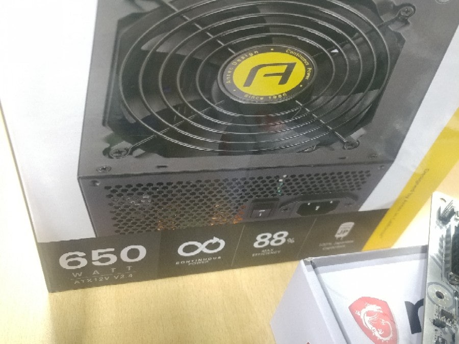 전문가용 PC조립 현장 사진 4