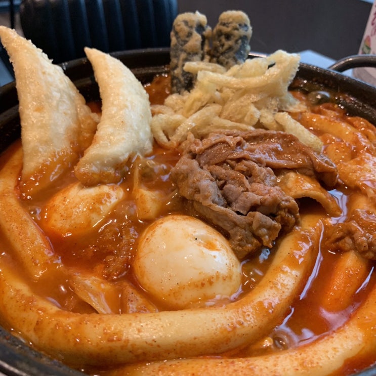  [야탑맛집추천] 야탑역 즉석떡볶이가 정말 매콤하며 맛있는 집! 긴 떡볶이를 잘라먹는 재미가 있는 존맛탱 “모범떡볶이”