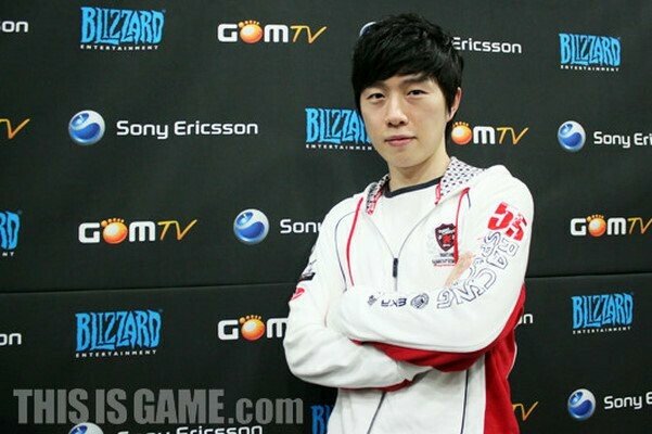  (응?) 한국 E-Sport의 판도를 바꾼 임요환의 결단.txt