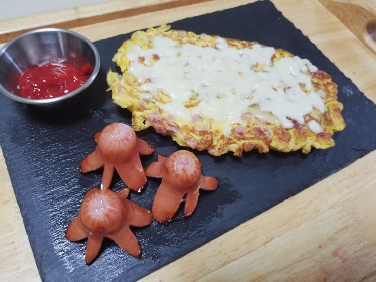 집술. 치즈오믈렛, 타코비엔나. feat.냉장고파먹기. 집술. 치즈오믈렛, 타코비엔나. feat.냉장고파먹기.