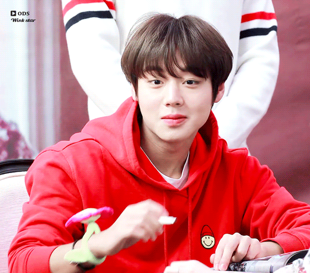  190405 박지훈 뮤직뱅크 1위 그 순간 움짤