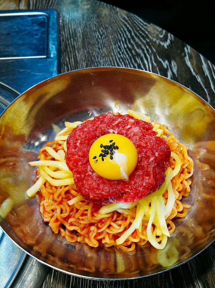  놀라운토요일 신림 육회비빔면 고모네 정육식당 b