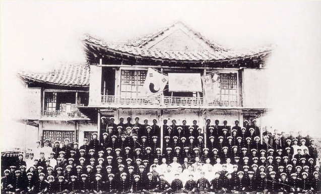  100.애국 계몽 운동