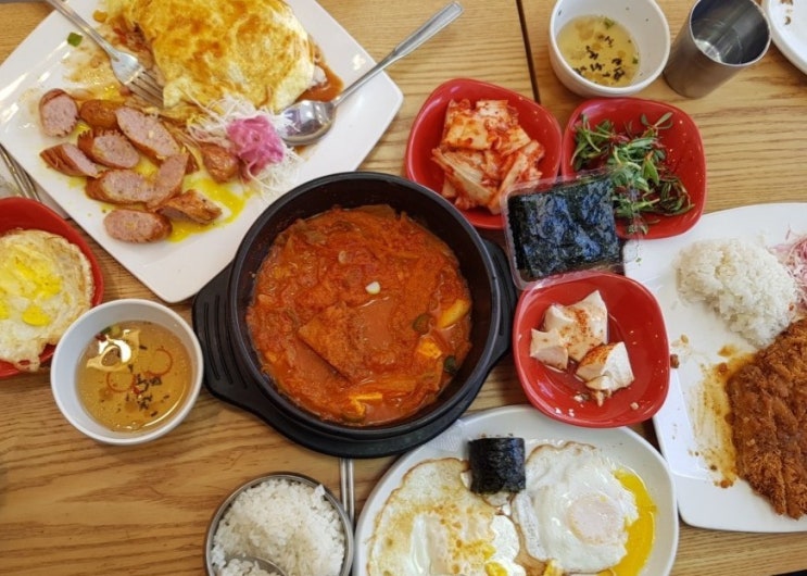 남성역맛집 24시 포마토 김밥집 여러가지 메뉴 골라먹는 재미