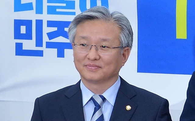  권칠승 의원, 산업생태계 강화 토론회 개최