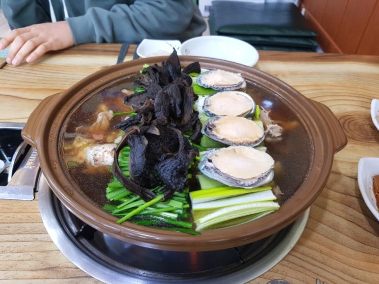  파주 금촌 맛집 나능이버섯백숙으로 몸보신 진하게 했어요~!