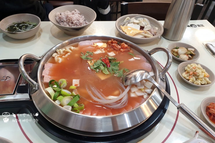  장안동 킹콩부대찌개 무한 라면사리~