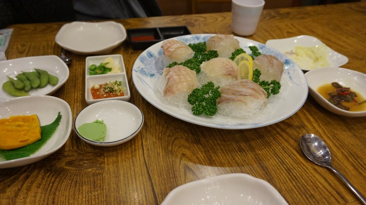 가산디지털단지역 맛집 (횟집) 통영수산, 갓 떠낸 농어회의 맛이 일품!