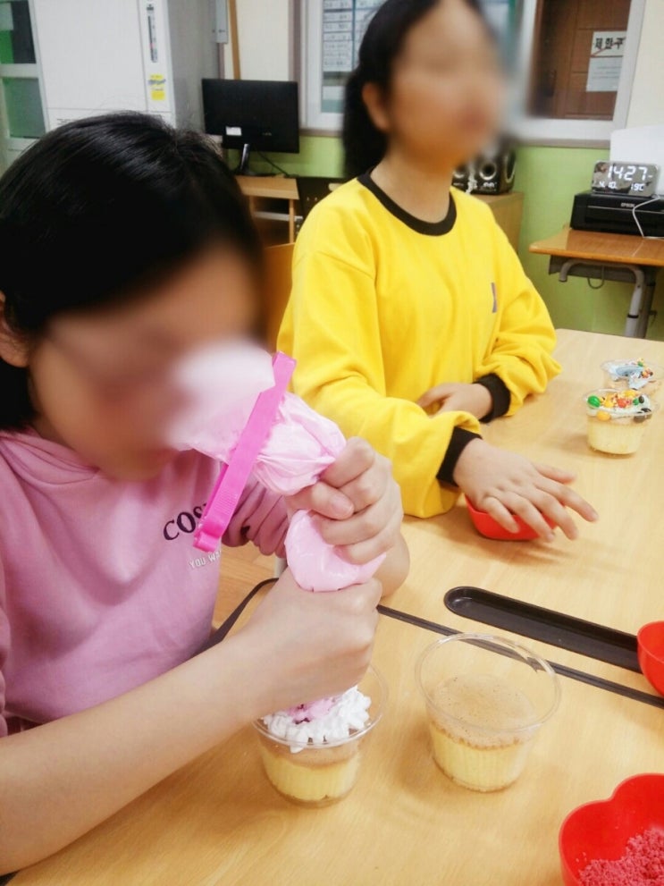  #김효선쿠킹앤진로교육센터#남광초등학교#어울림반#과학요리#생크림컵케이크#제주아동요리연구소#김효선