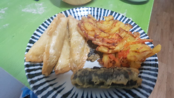  살면서 내가 엽떡을 또 먹을줄이야... (Feat. 화장실은 향기를 남기고)
