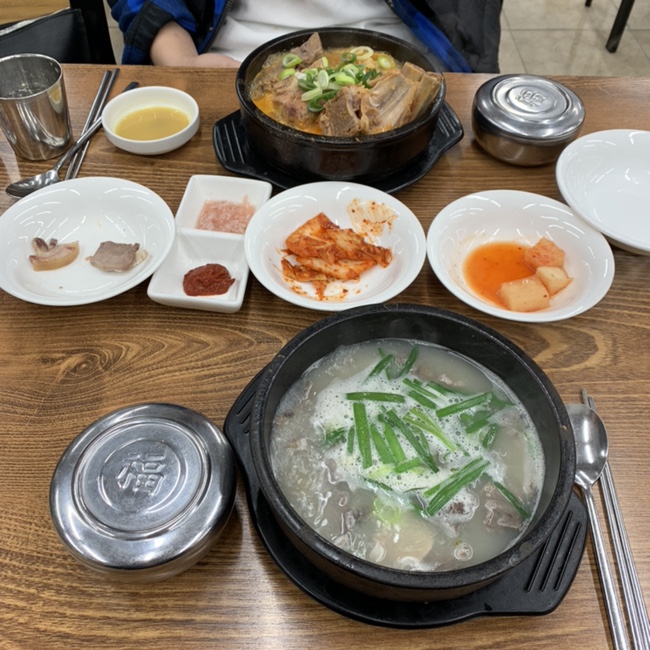  서울대입구역 맛집 우리가참순대에서 순대국으로 해장!