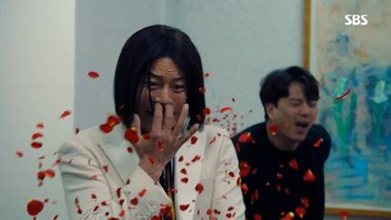  열혈사제~꽃잎설사~ 설사화~의 퍼레이드~ 작정하고  웃기는 레전드 드라마~(열혈사제,설사화,헤라에스테틱,여드름관리,독소배출,턱여드름,좁쌀여드름,매거진,강남헤라에스테틱)