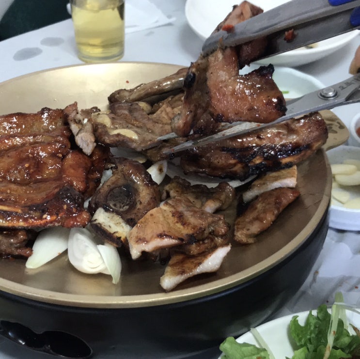  줄서서 먹는 세종 조치원 산장가든, 꽃 구경까지 !