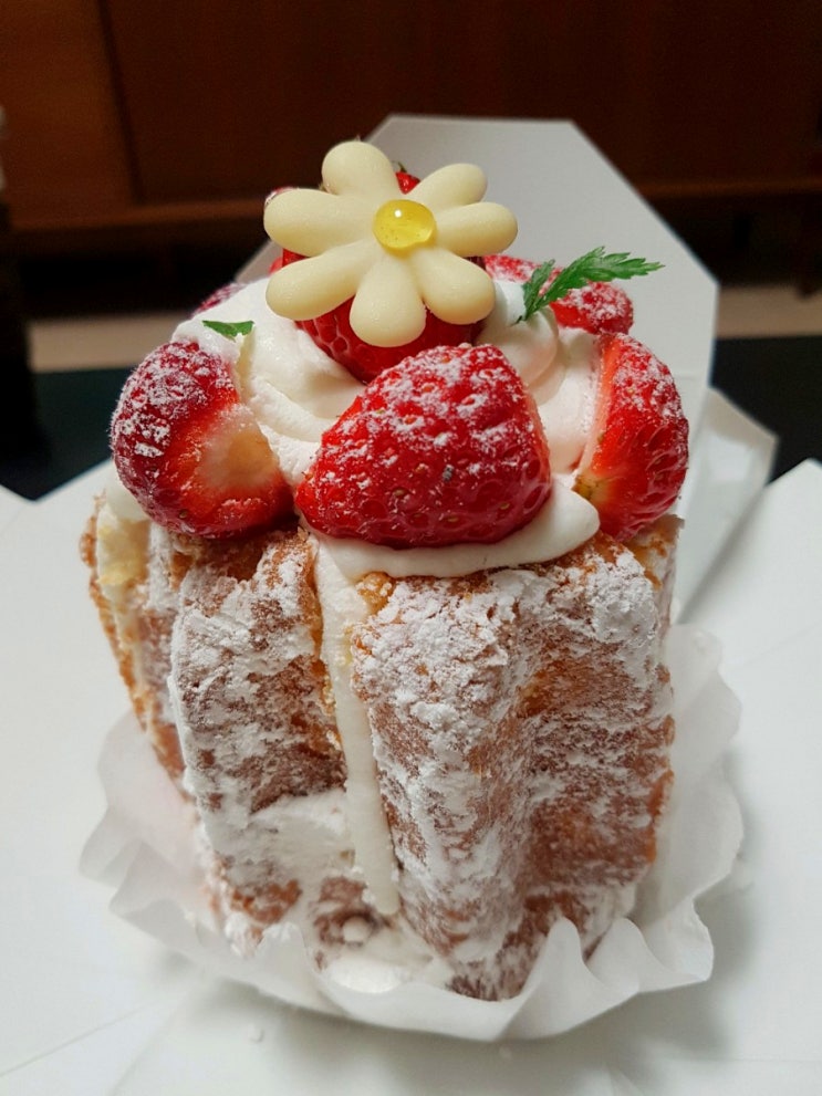  창원빵집추천 가음정 박종진베이커리(팡도르/흑임자후루마주+프레첼앙버터)