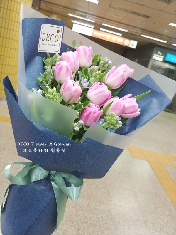  #월곡역 #데코플라워에서 만나요#튤립꽃다발#핑크피아노장미