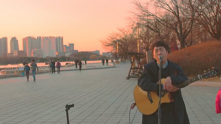  일산 호수공원에 장범준 버스킹 실화냐?