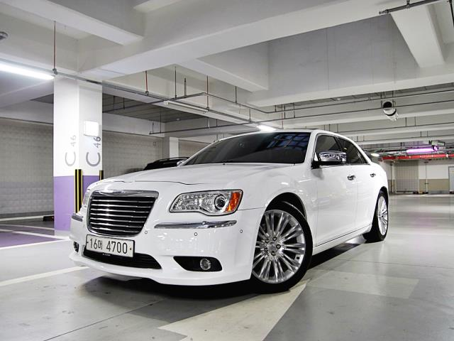  더뉴300C 중고, 중고차할부 확실히 비교해야 손해가 없다!