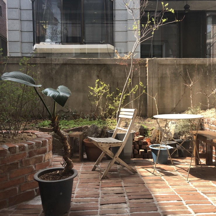  20190413-카페 평상시,봄꽃,영화 생일&페르소나