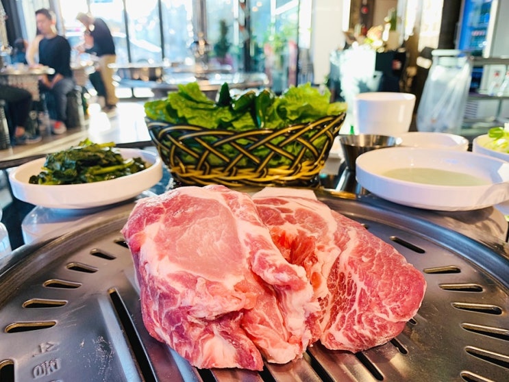  중문 흑돼지 맛집 진정한 흑돼지를 맛보고 싶다면 큰돈가 고고