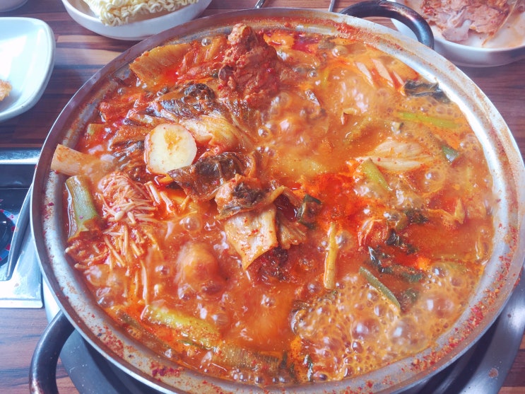  광주 신안동 맛집 도깨비마을(감자탕)