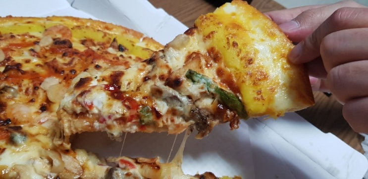  피자헛 신메뉴인 스테이크 올인을 맛 보다(개취존중)