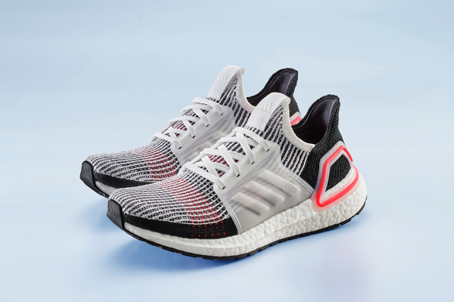 지구상에서 가장 편한 운동화  Adidas Ultra Boost 19 후기