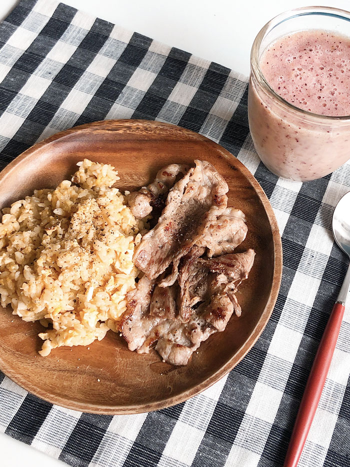 다이어트 식단 : 간장계란밥 과 삼겹살 로 맛있는한끼 그리고 레시피입니다~