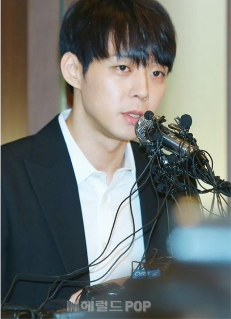  [종합]"마약 검사 결과 음성" 박유천, 압수수색→17일 경찰조사..진실공방ing