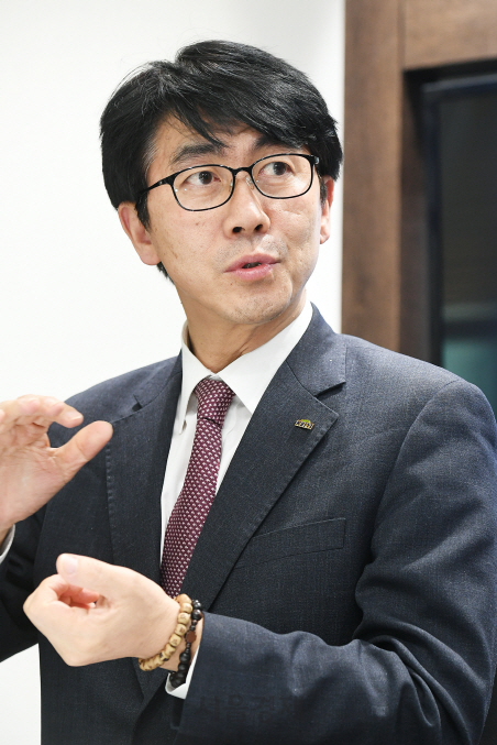  [서울경제] 남광희 환경산업기술원장 "미세먼지·폐기물 대응, 환경전문 강소기업 100개 키울 것"