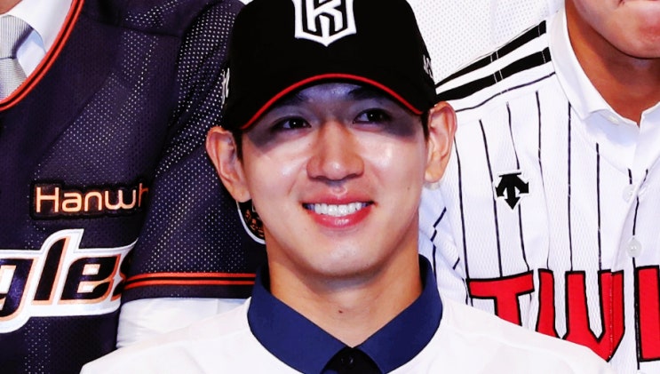  이대은 (kt wiz) 늦깎이 신인의 적응기 소개해요