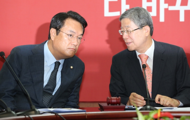 정진석 “징글징글”·차명진 “해 처먹는다”…‘세월호 5주기’ 한국당 연이은 ‘막말’