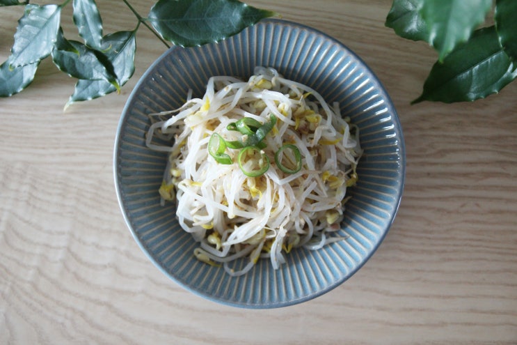  숙주나물무침 데치기 중요하죠