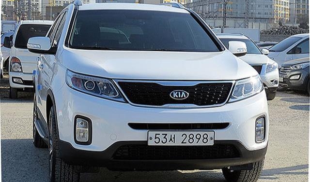  기아 뉴쏘렌토R 2WD 2.0 TLX 중고차 이정도 클라스입니다