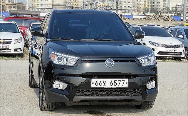  쌍용 티볼리 1.6 LX 중고차 만족하실매물입니다